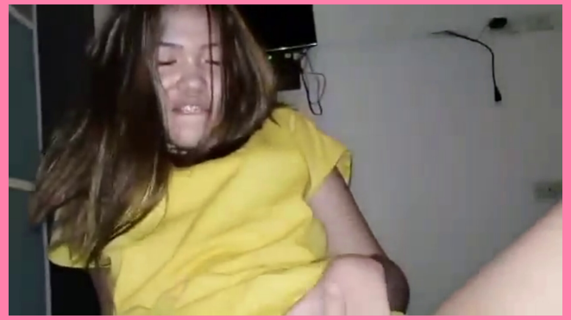 kating kati ang pempem ni pinay pinakamot ni tropa